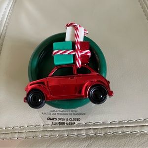 🆕 🚗 Bath & Body Works Car with Presents Fragrance Holder- NWT